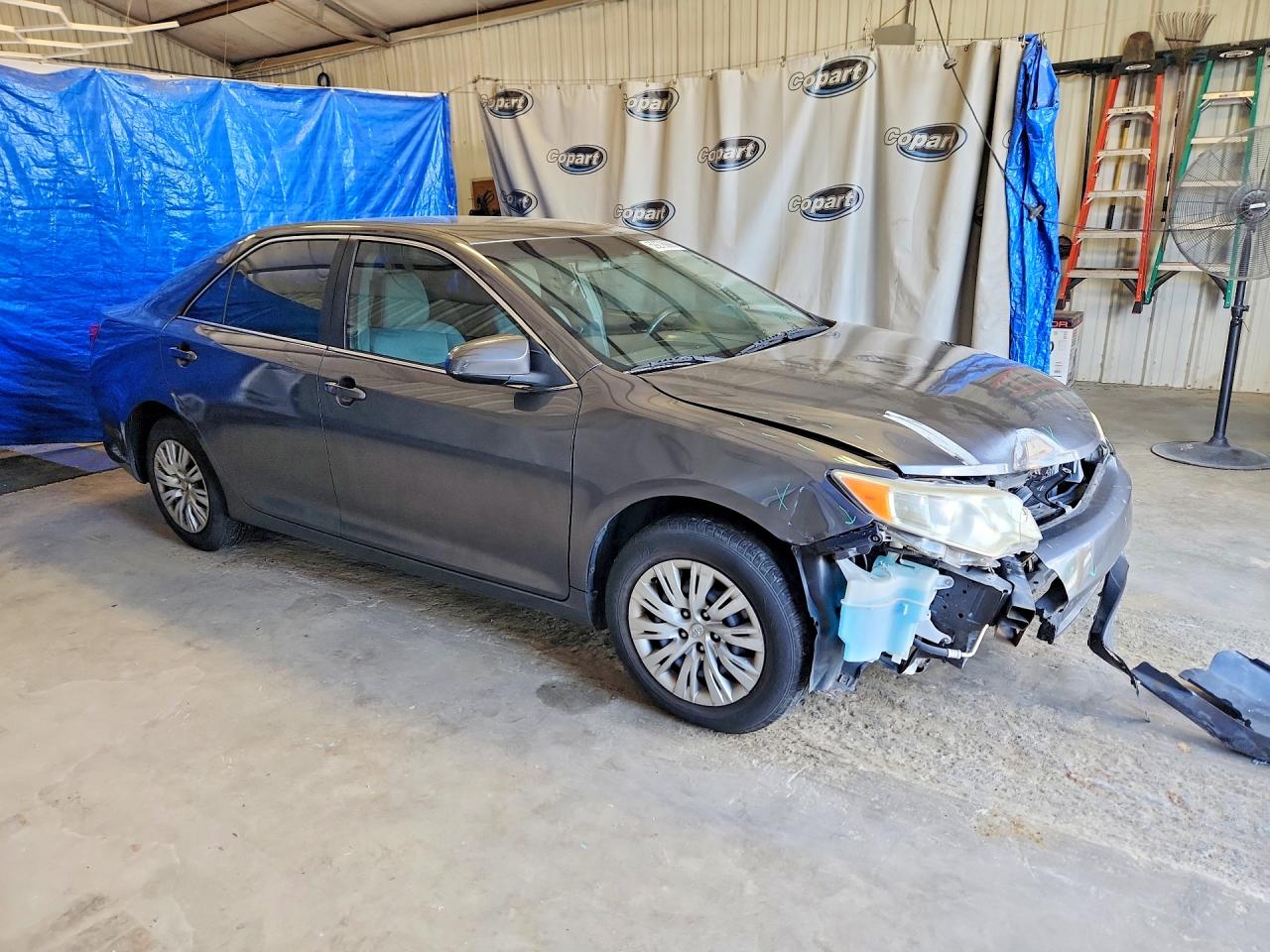 2013 TOYOTA CAMRY