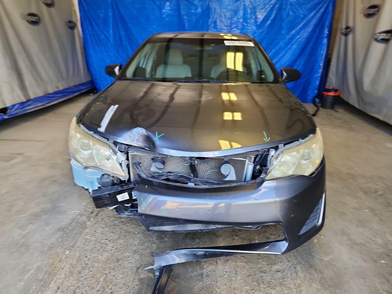 2013 TOYOTA CAMRY