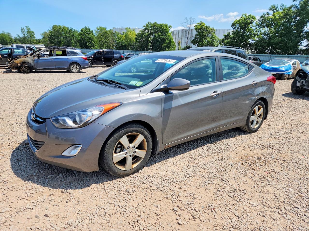 2013 HYUNDAI ELANTRA