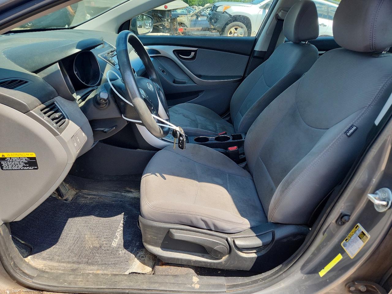 2013 HYUNDAI ELANTRA