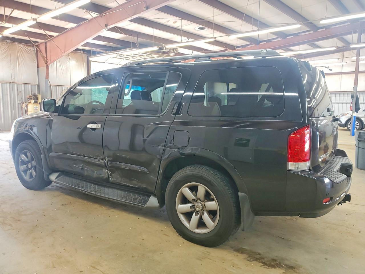 2015 NISSAN ARMADA