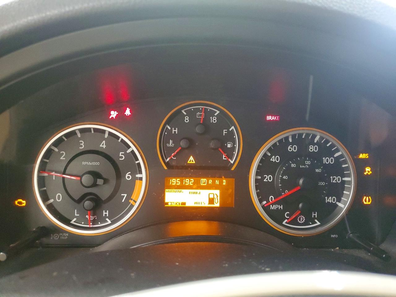 2015 NISSAN ARMADA