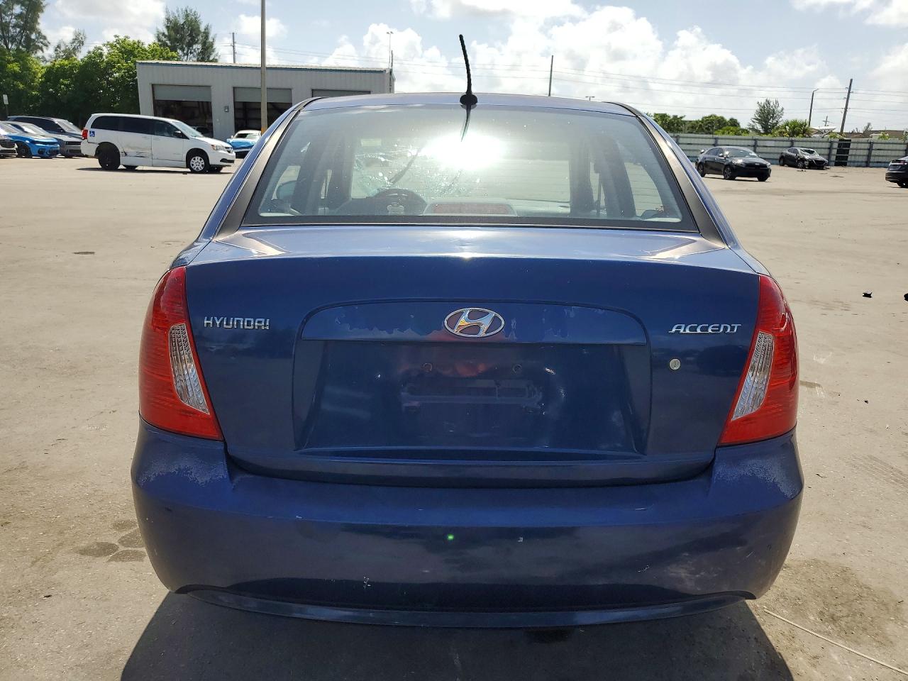2010 HYUNDAI ACCENT