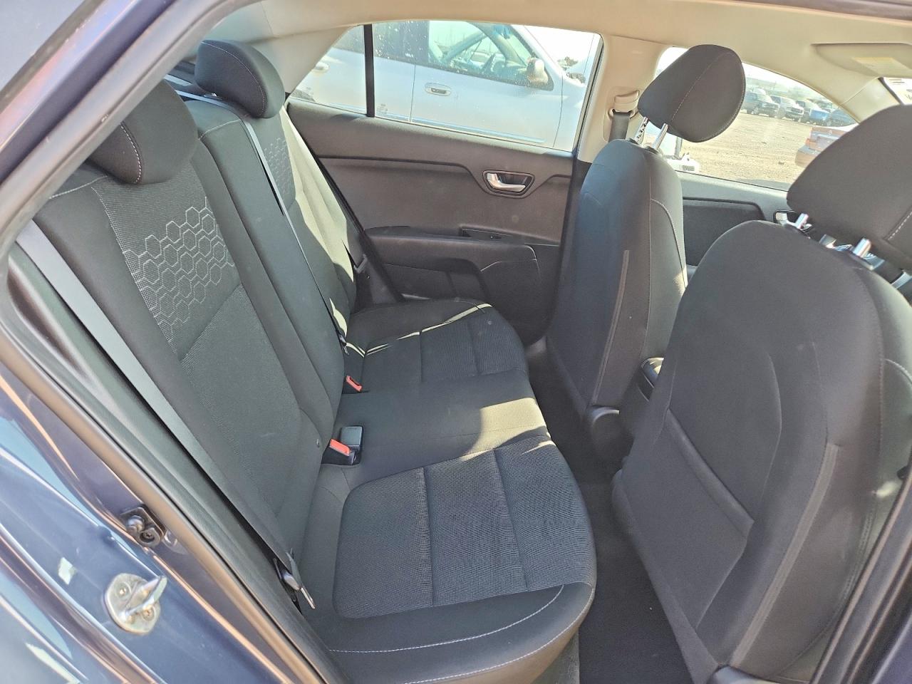 2018 KIA RIO