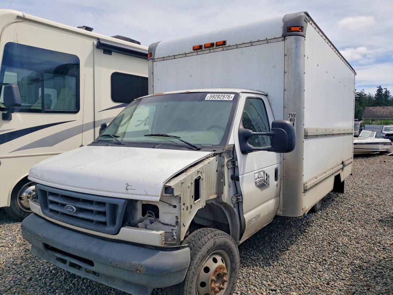 2004 FORD ECONOLINE