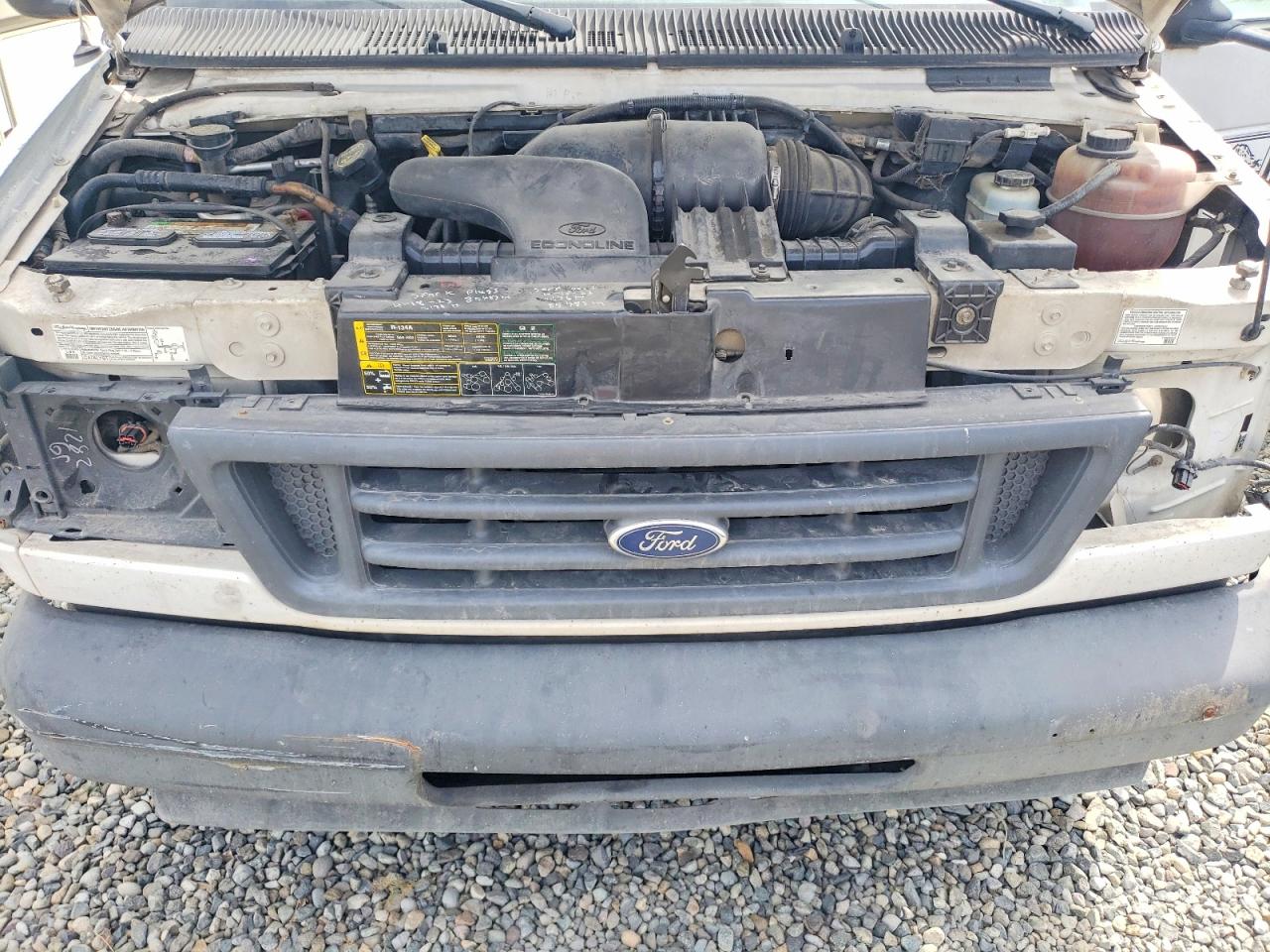 2004 FORD ECONOLINE