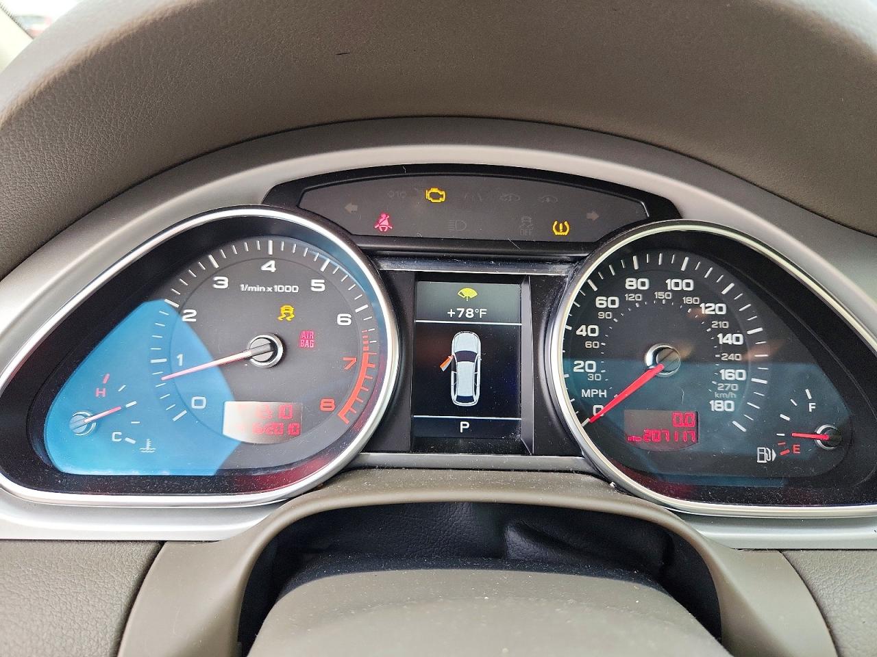 2011 AUDI Q7