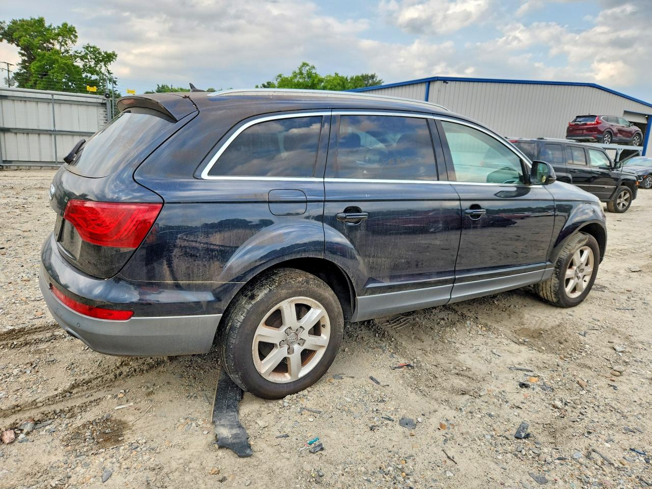 2011 AUDI Q7