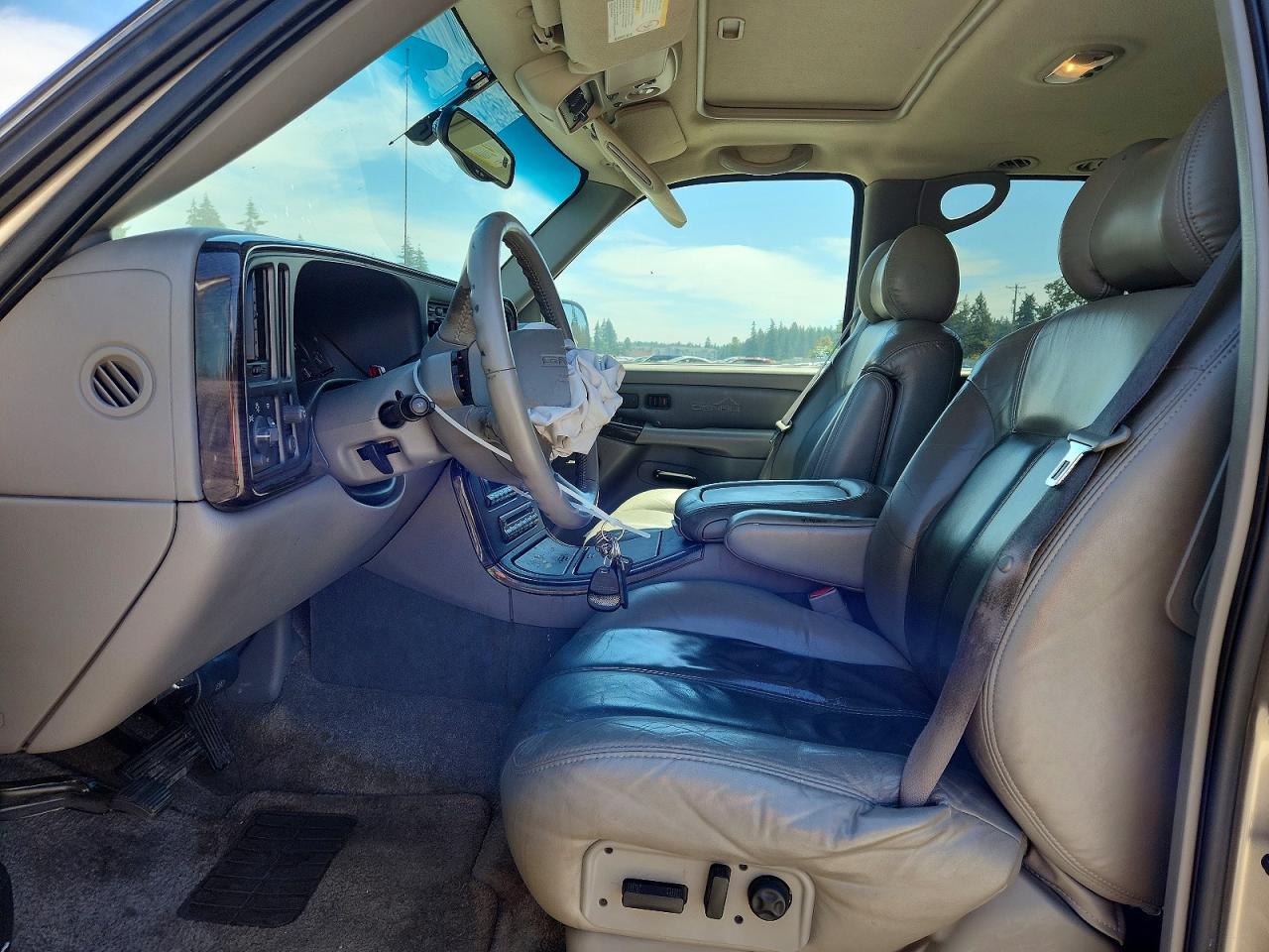 2002 GMC DENALI