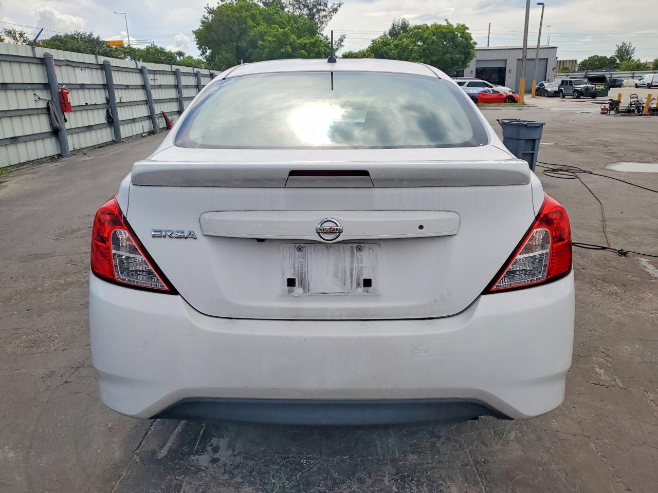 2019 NISSAN VERSA S PL