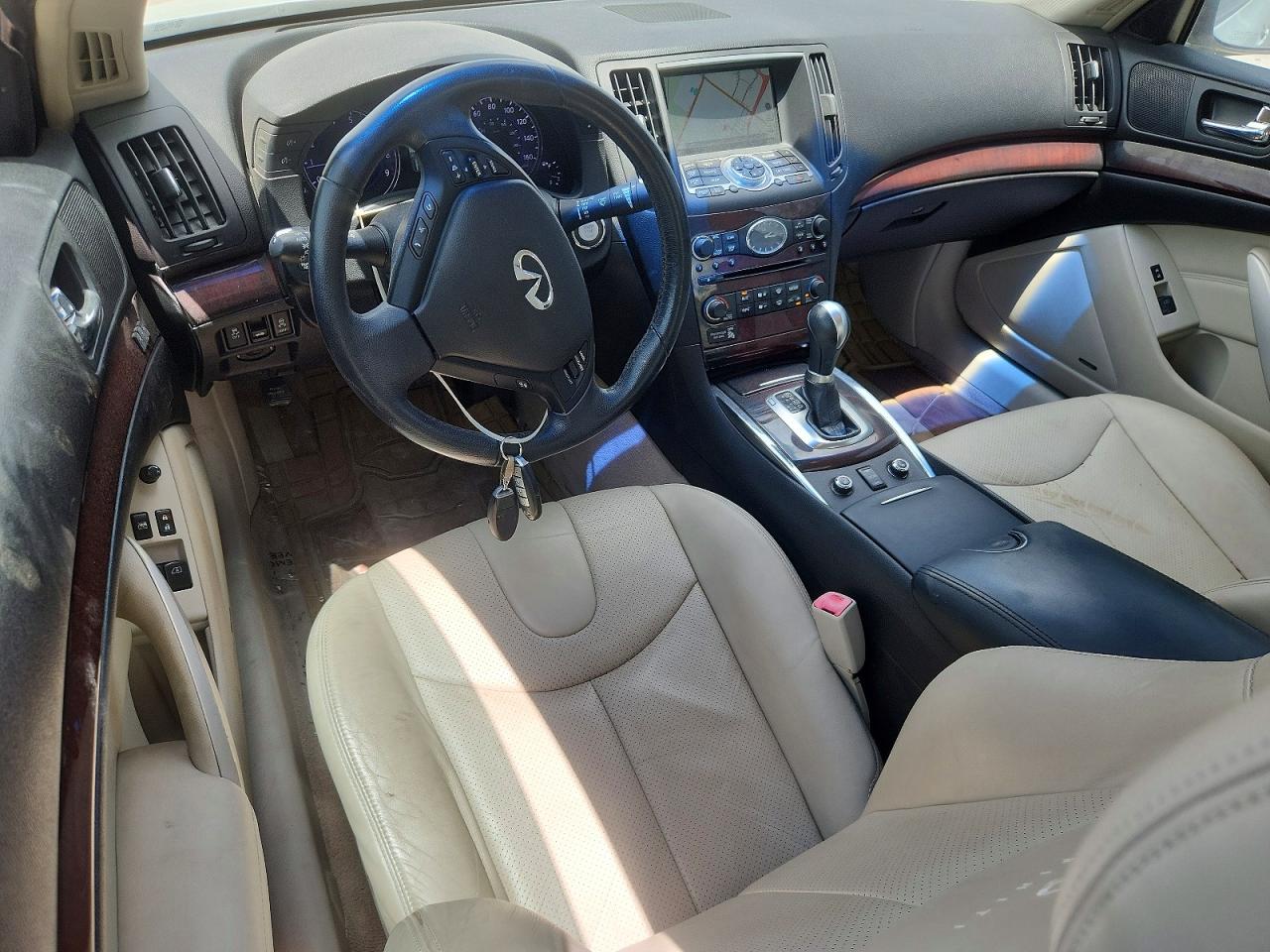 2013 INFINITI G37