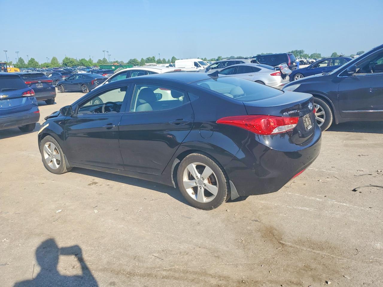 2013 HYUNDAI ELANTRA