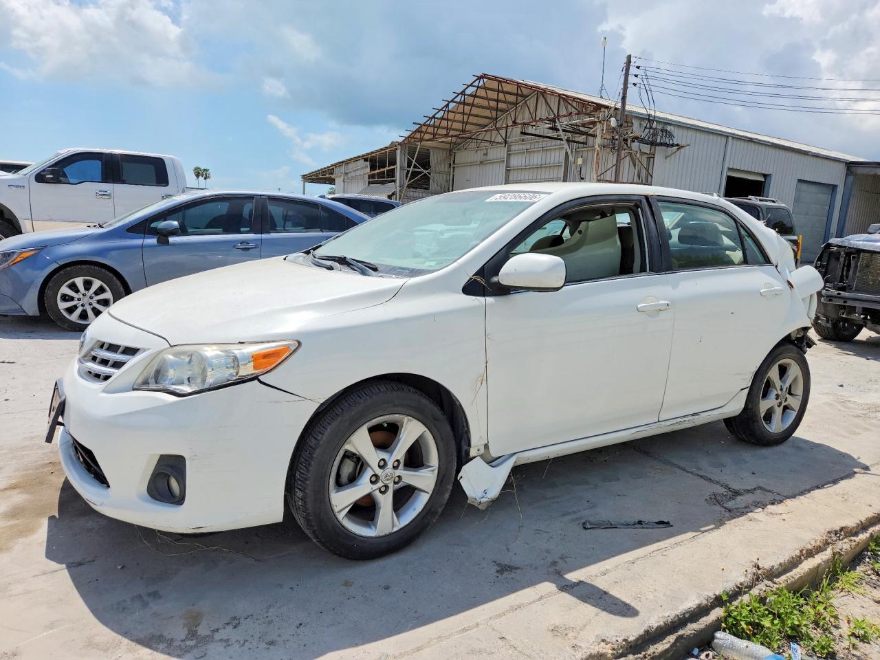 2013 TOYOTA COROLLA