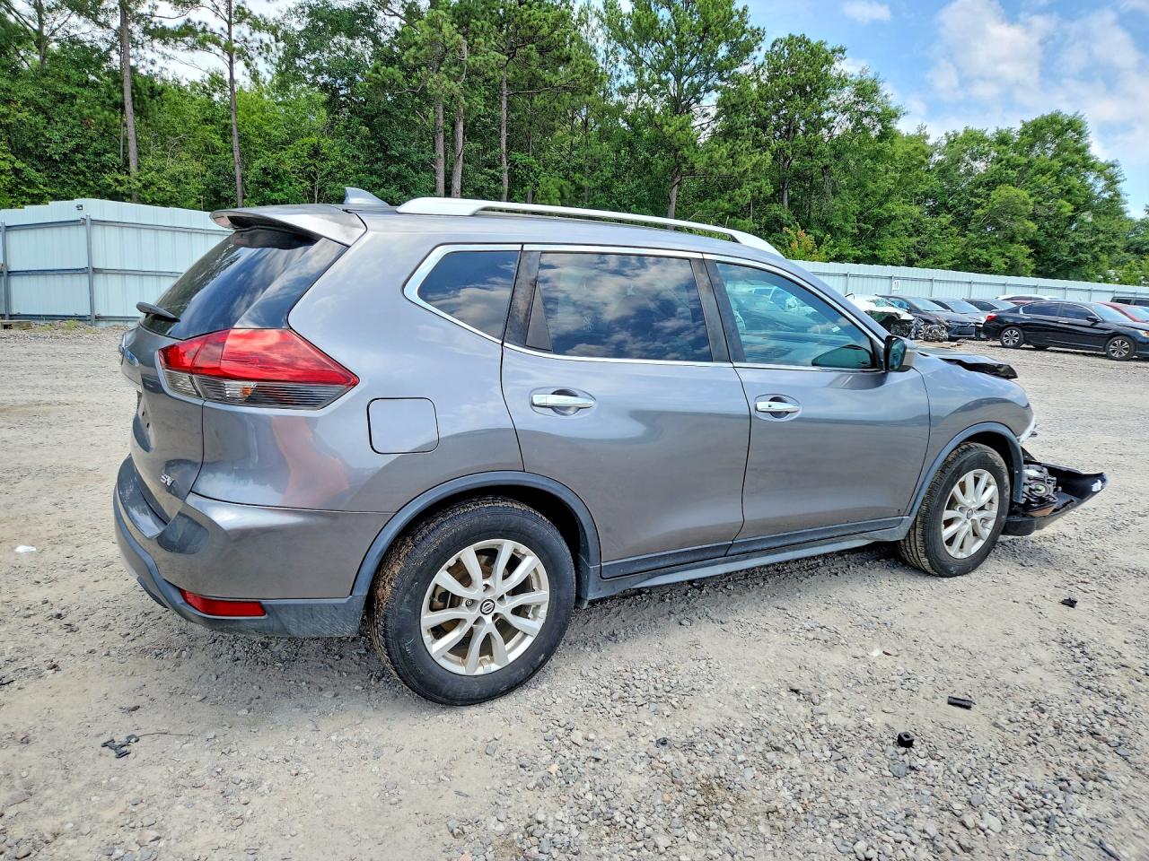 2018 NISSAN ROGUE
