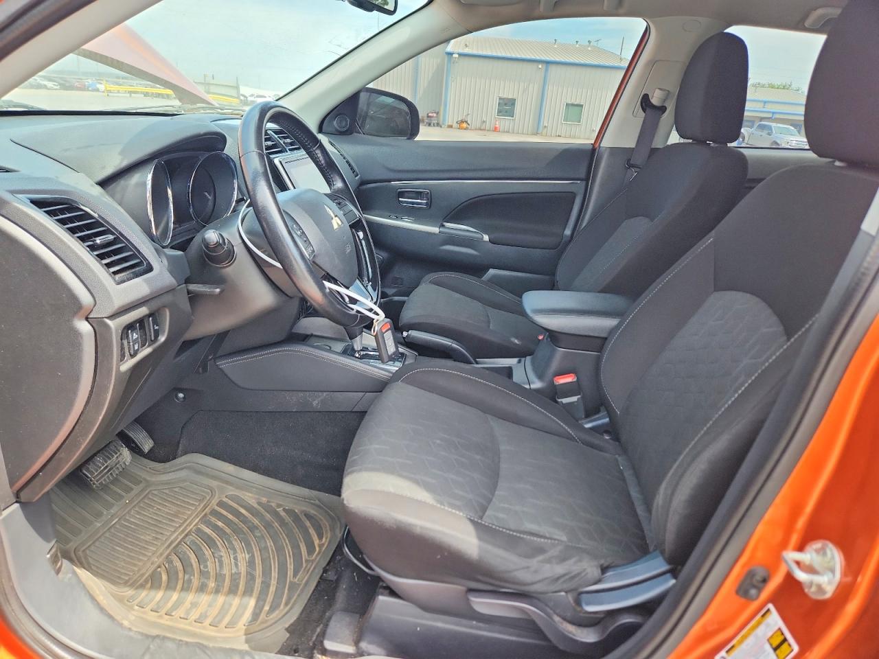 2020 MITSUBISHI OUTLANDER