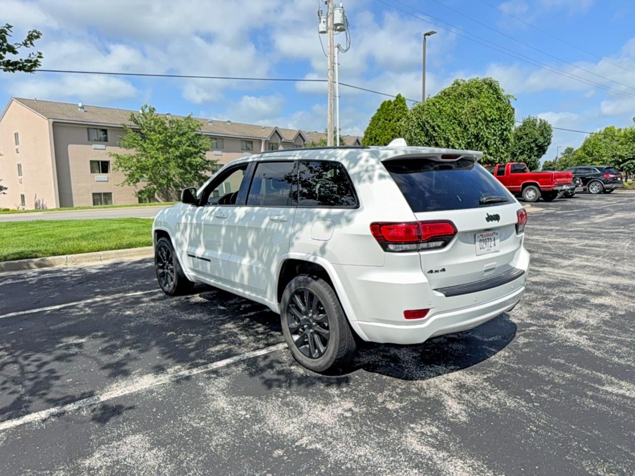 2020 JEEP CHEROKEE