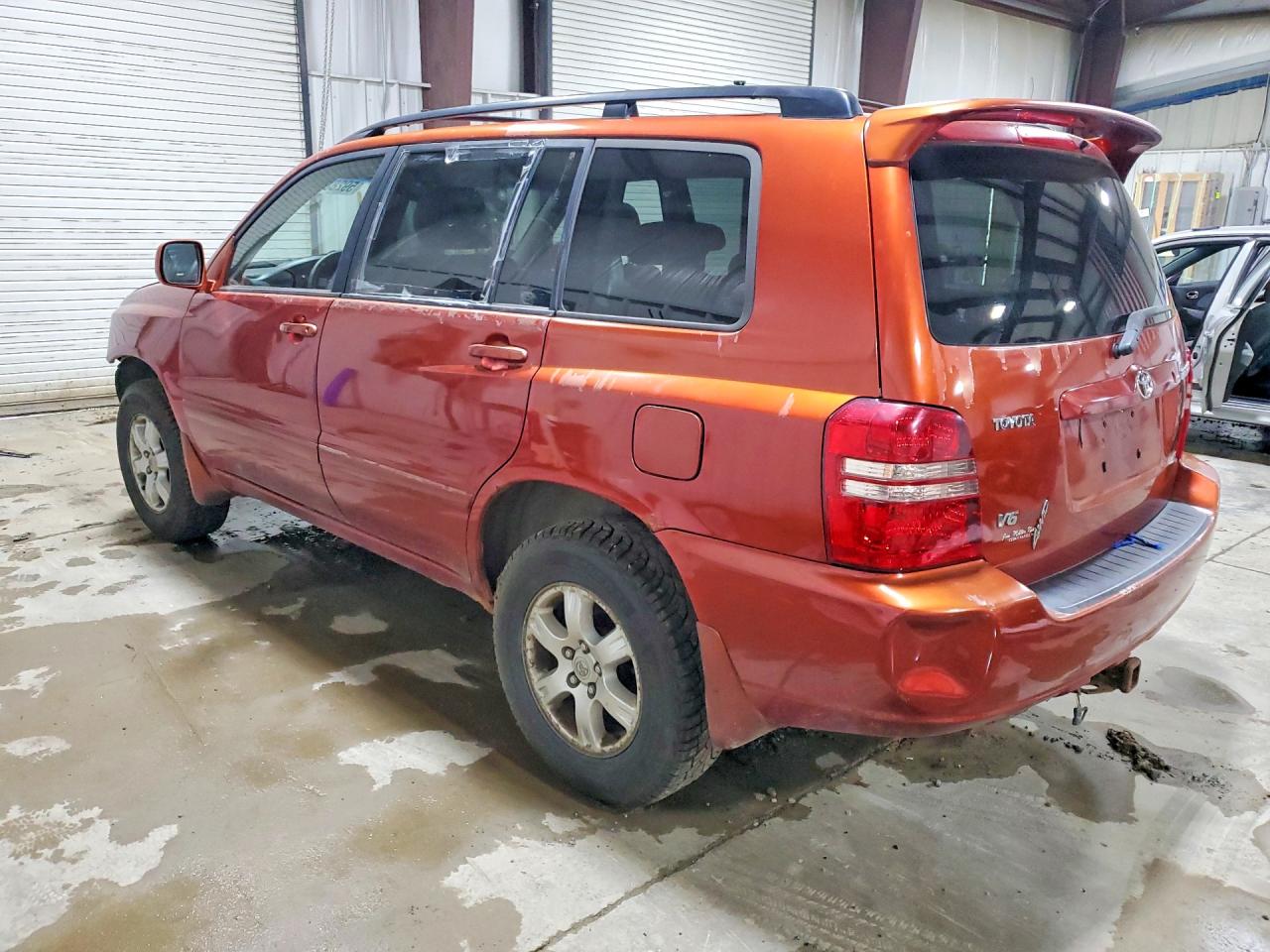 2003 TOYOTA HIGHLANDER