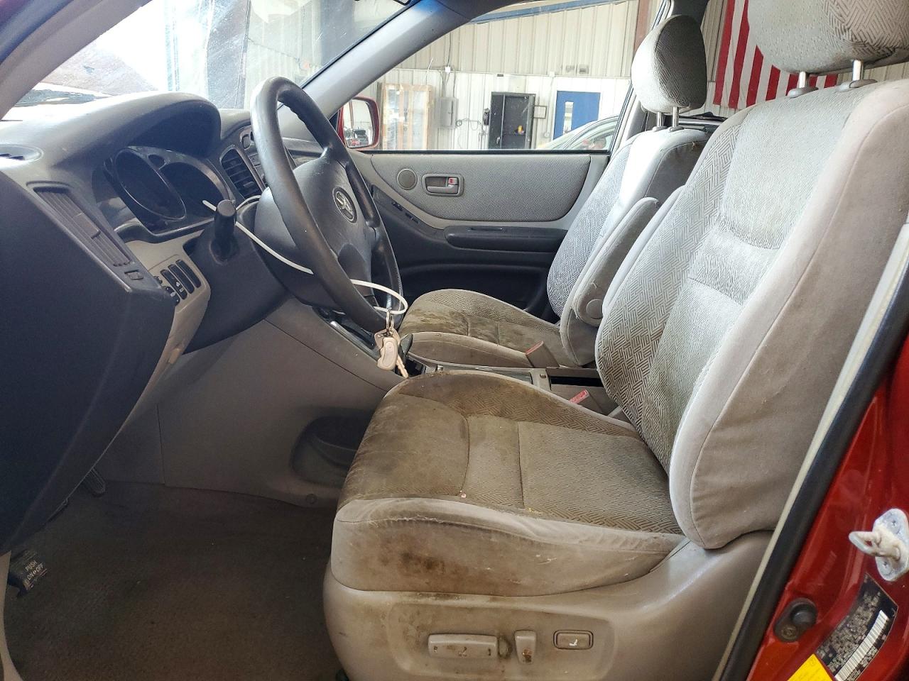 2003 TOYOTA HIGHLANDER