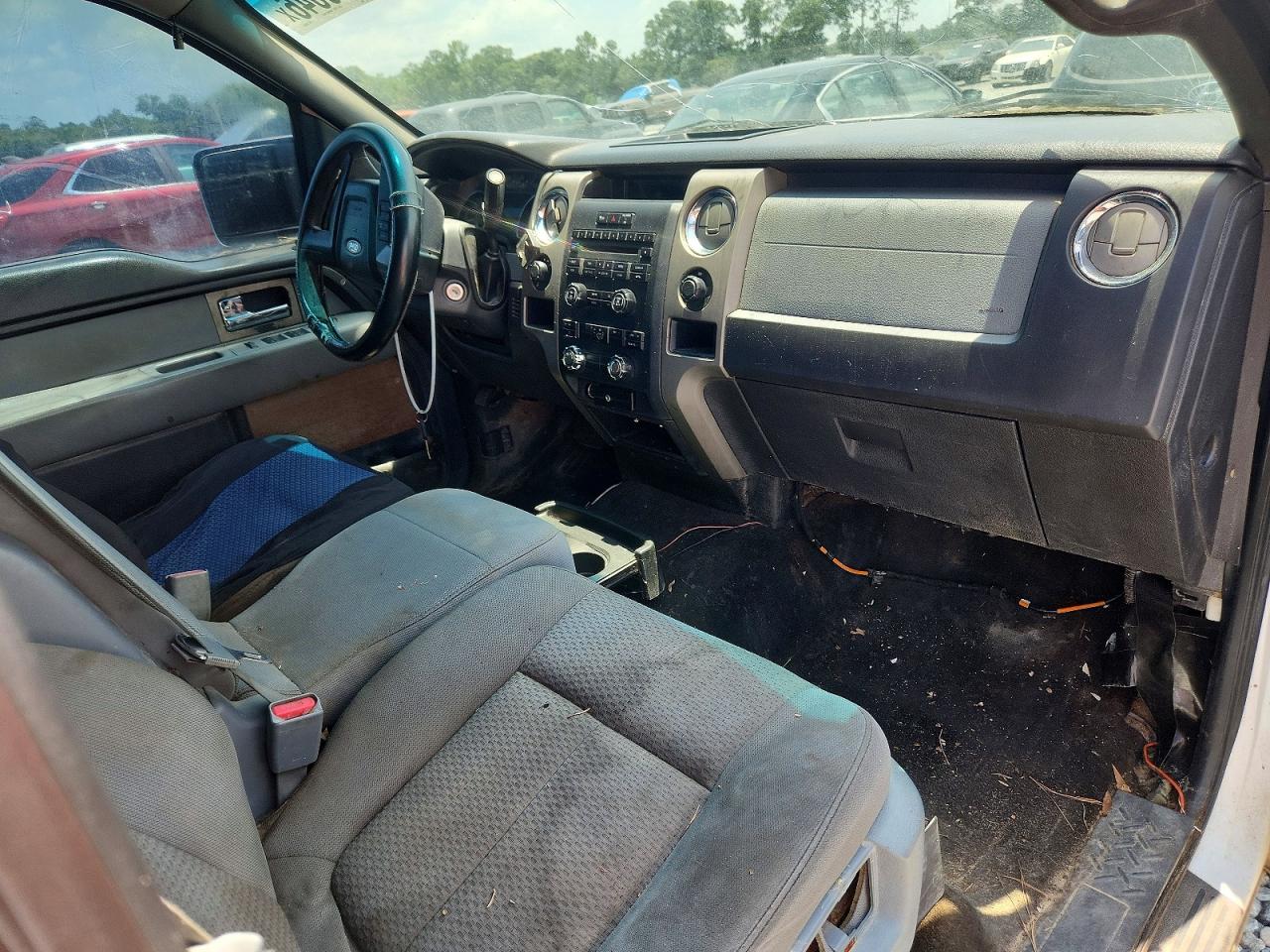 2011 FORD F150