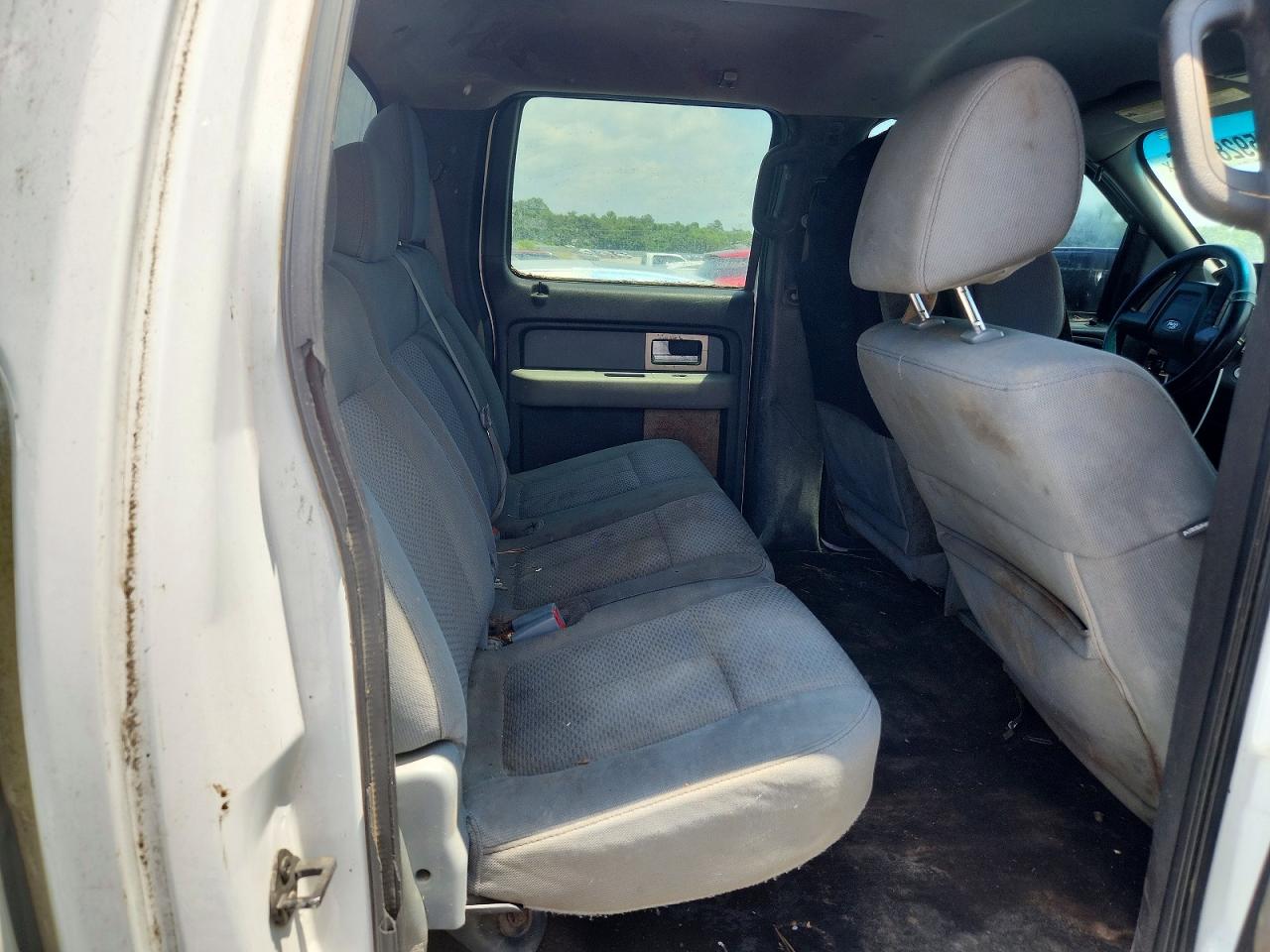 2011 FORD F150