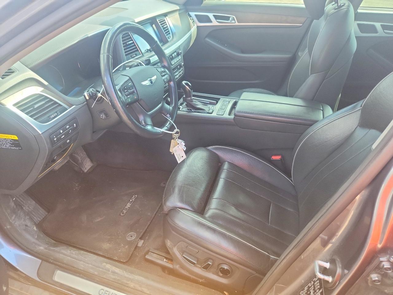 2015 HYUNDAI GENESIS