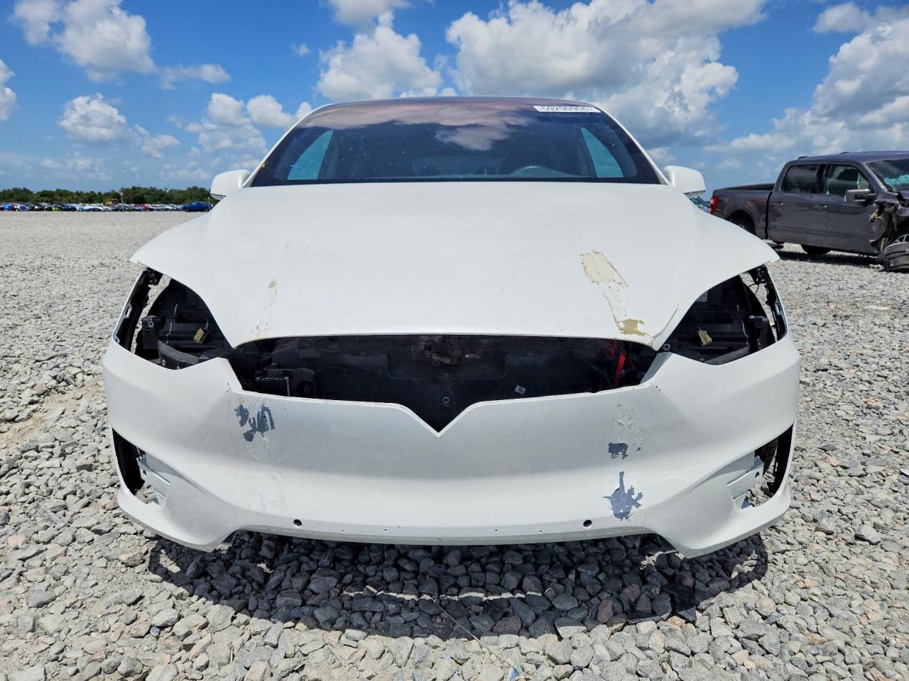 2016 TESLA MODEL X