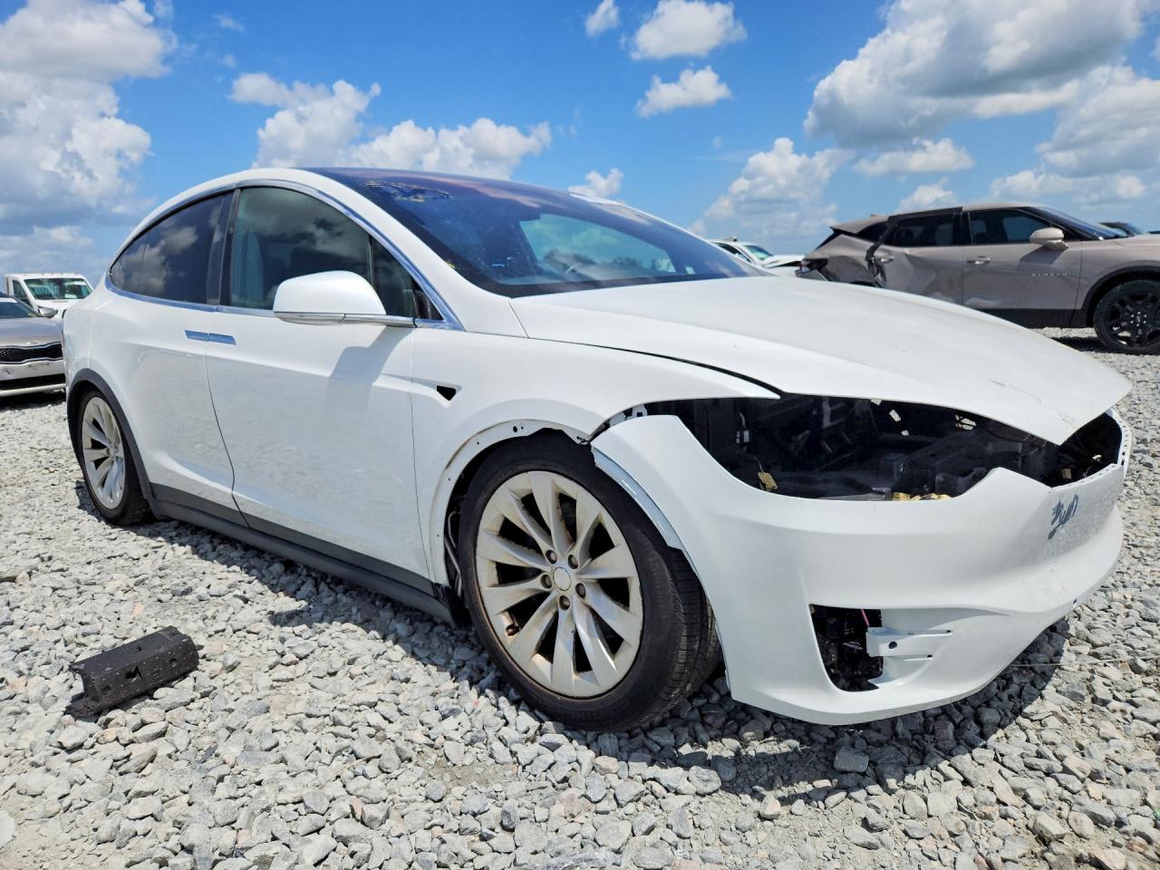 2016 TESLA MODEL X