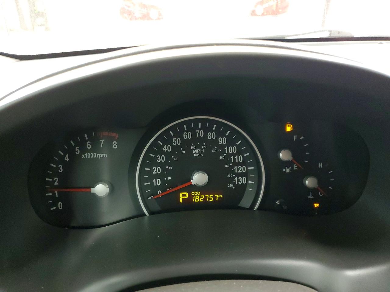 2012 KIA SEDONA