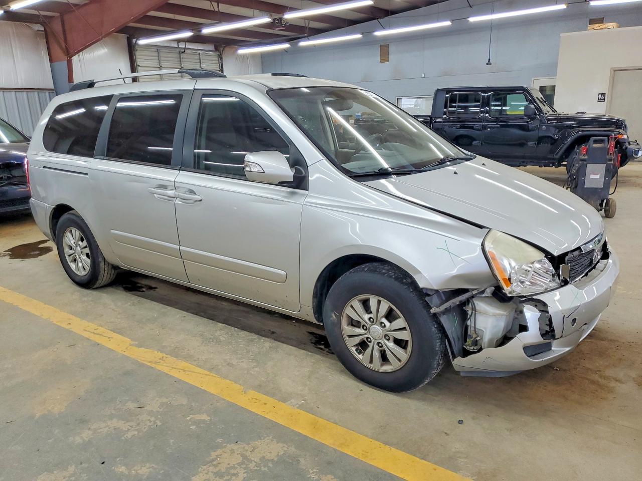 2012 KIA SEDONA