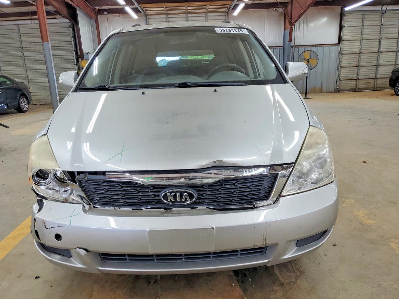 2012 KIA SEDONA