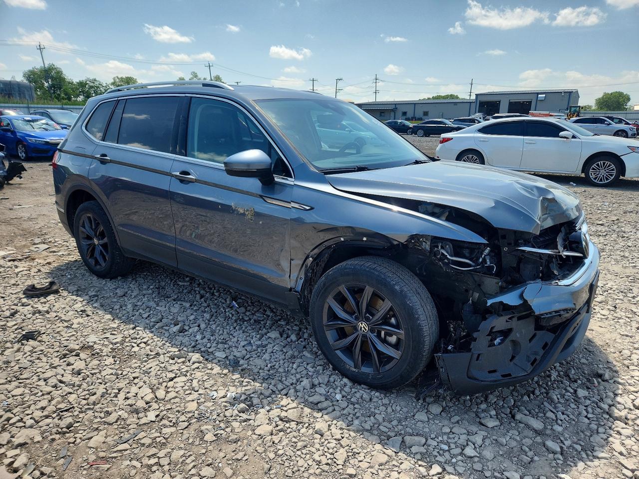 2022 VOLKSWAGEN TIGUAN