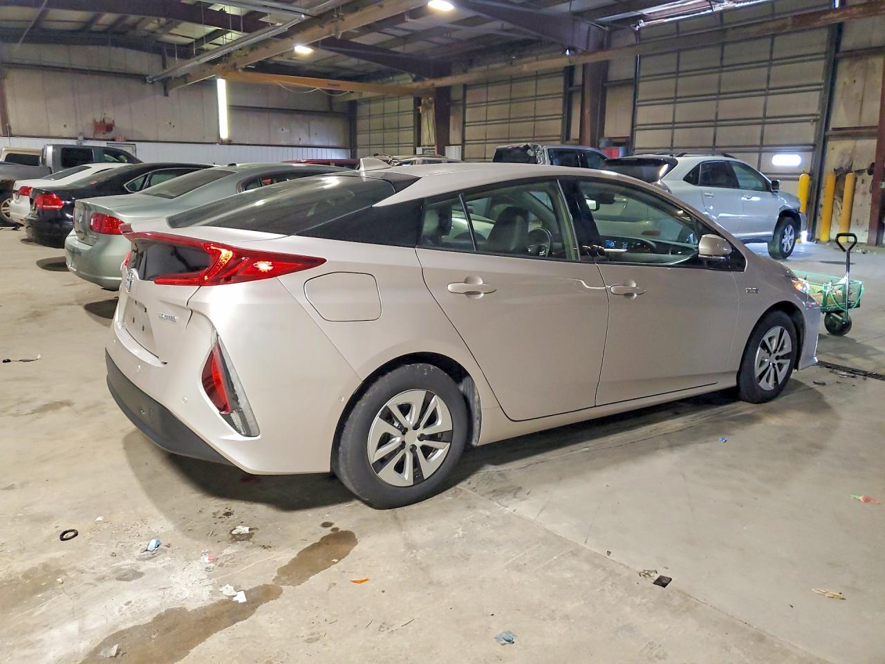 2020 TOYOTA PRIUS