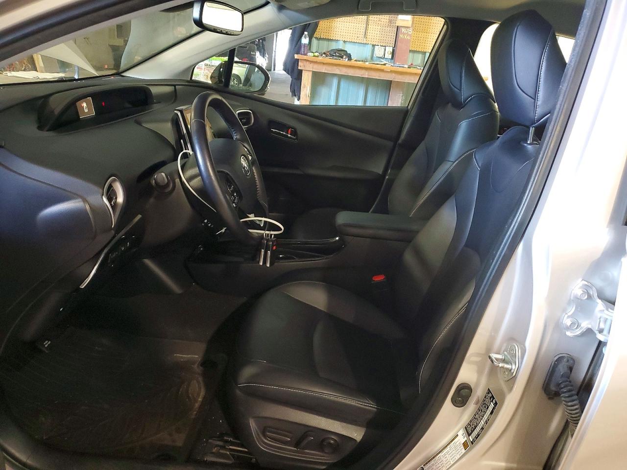 2020 TOYOTA PRIUS