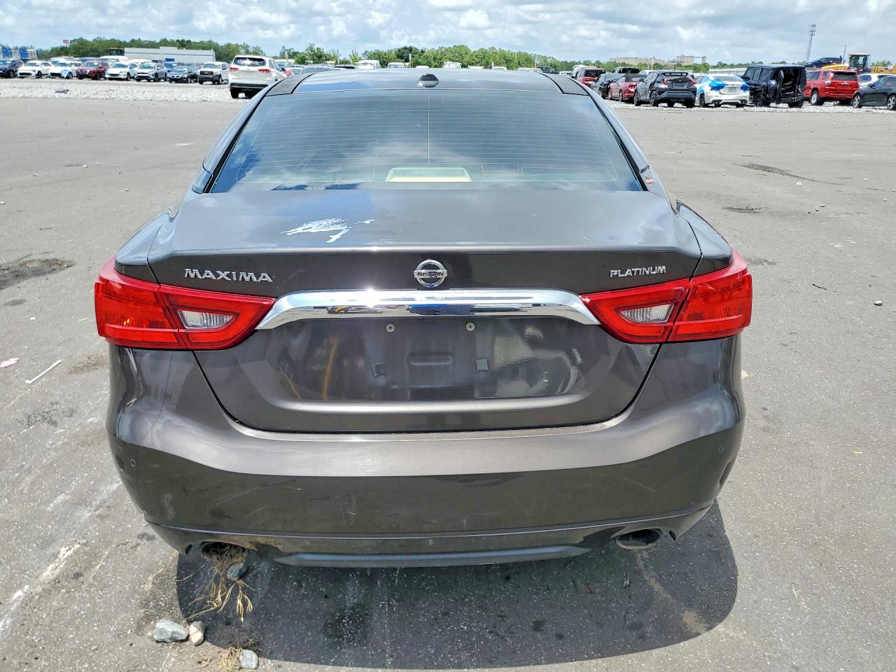 2016 NISSAN MAXIMA