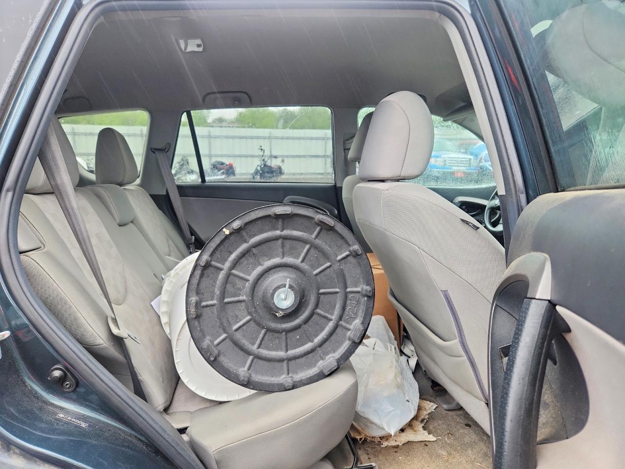 2012 TOYOTA RAV4 BASE