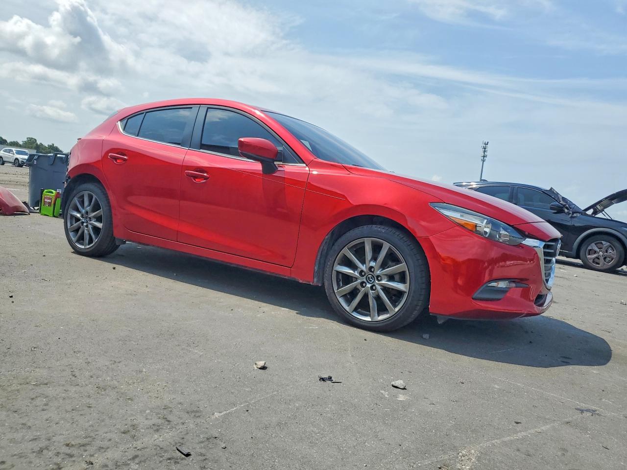 2018 MAZDA 3