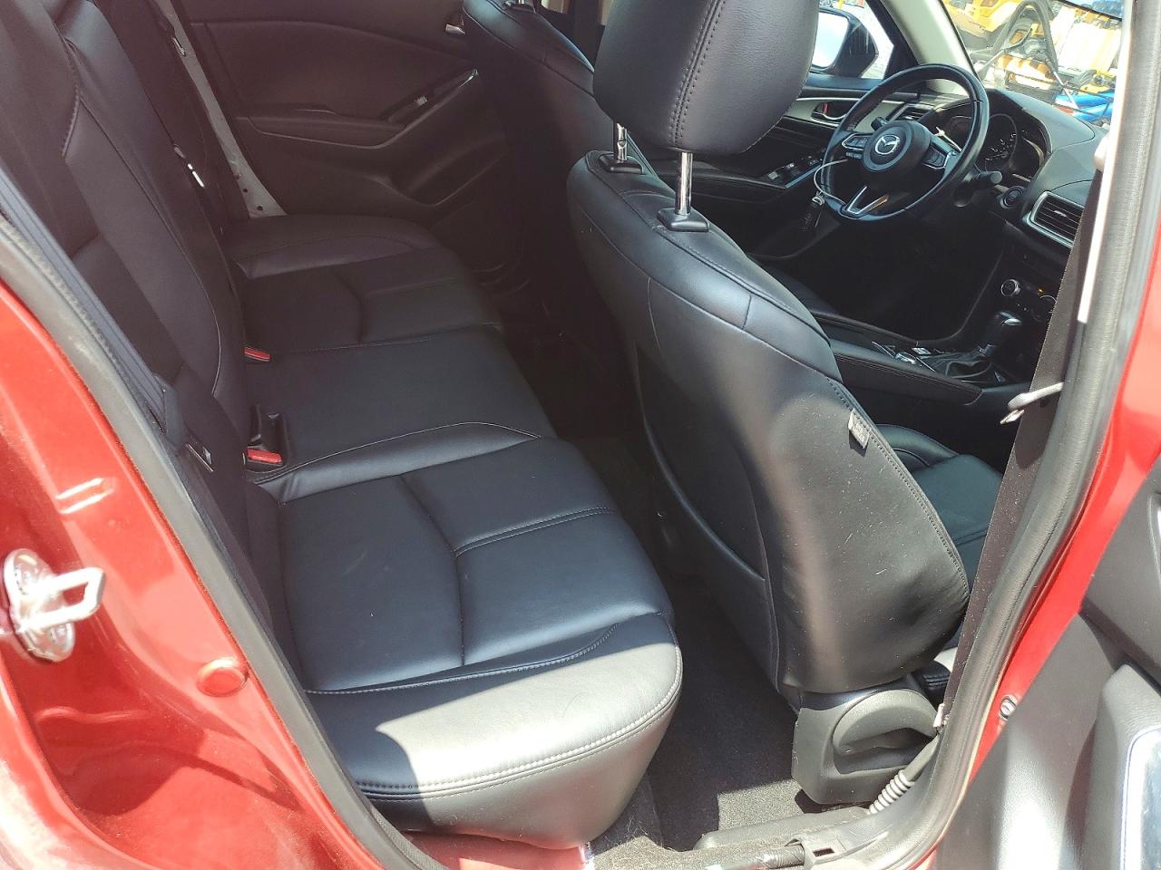 2018 MAZDA 3