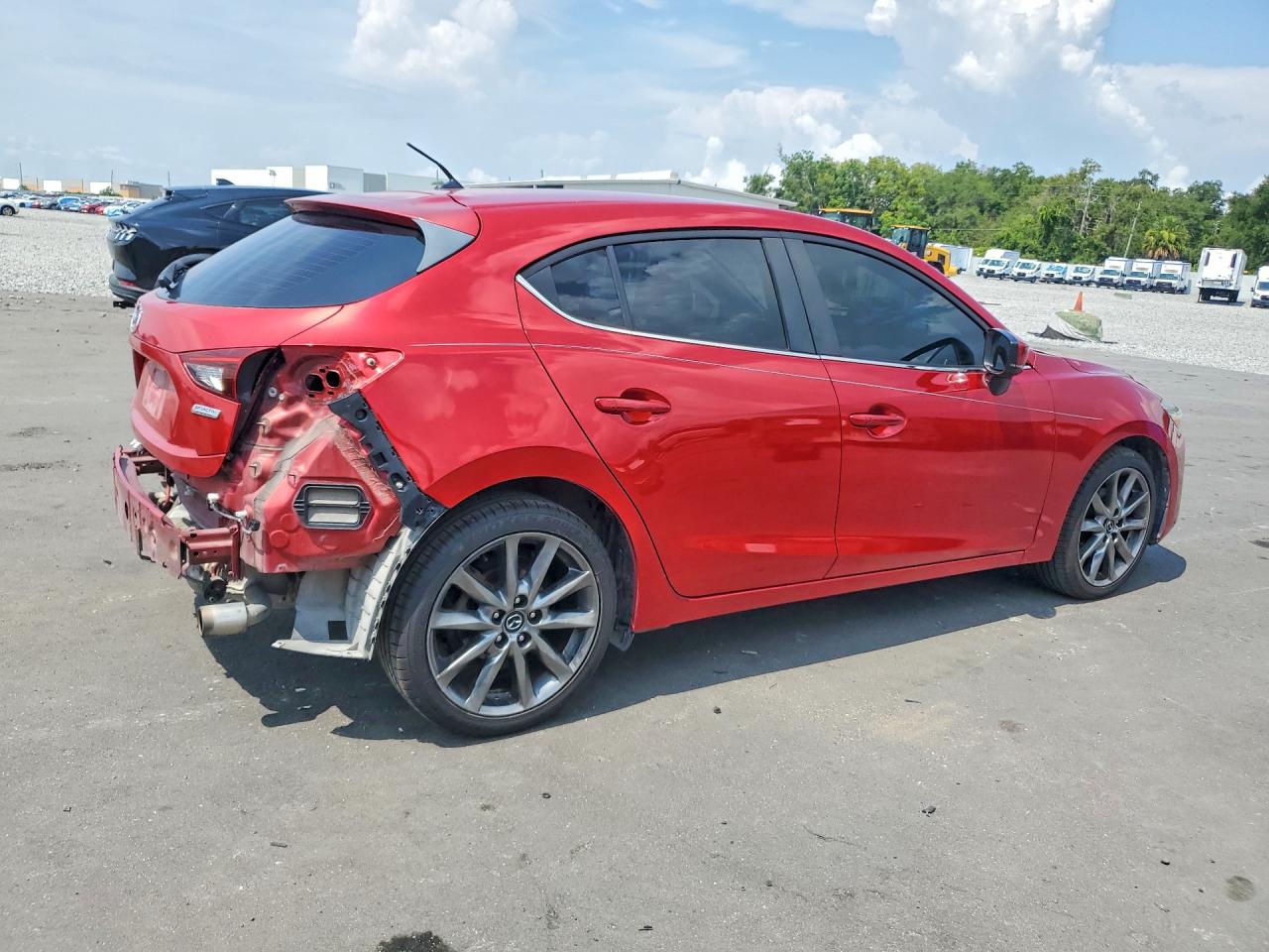 2018 MAZDA 3