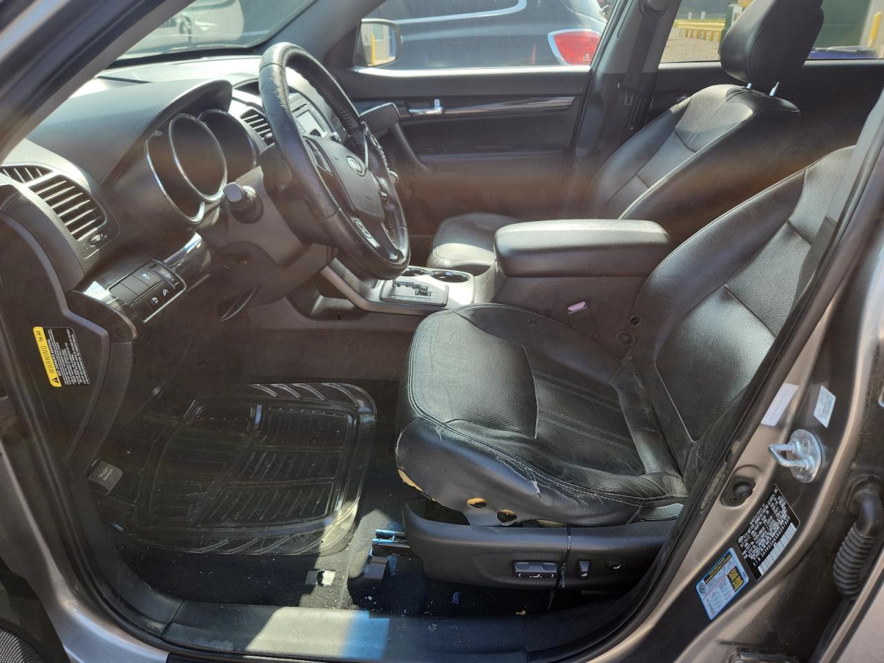 2013 KIA SORENTO