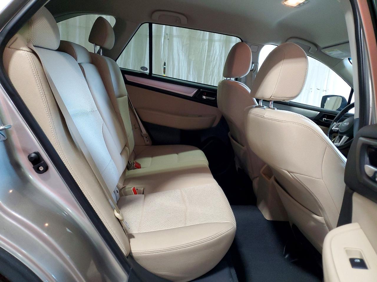 2017 SUBARU OUTBACK