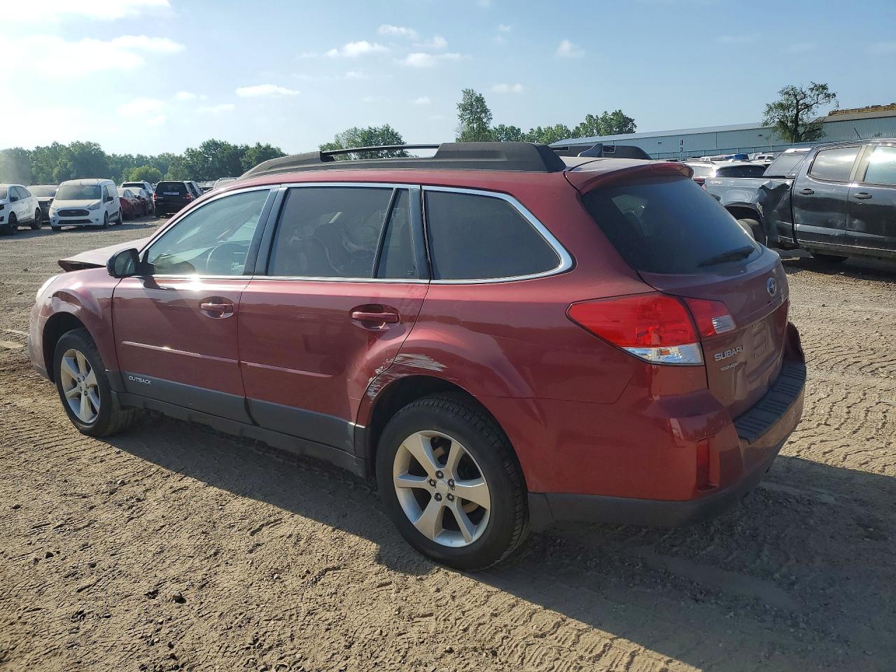 2014 SUBARU OUTBACK