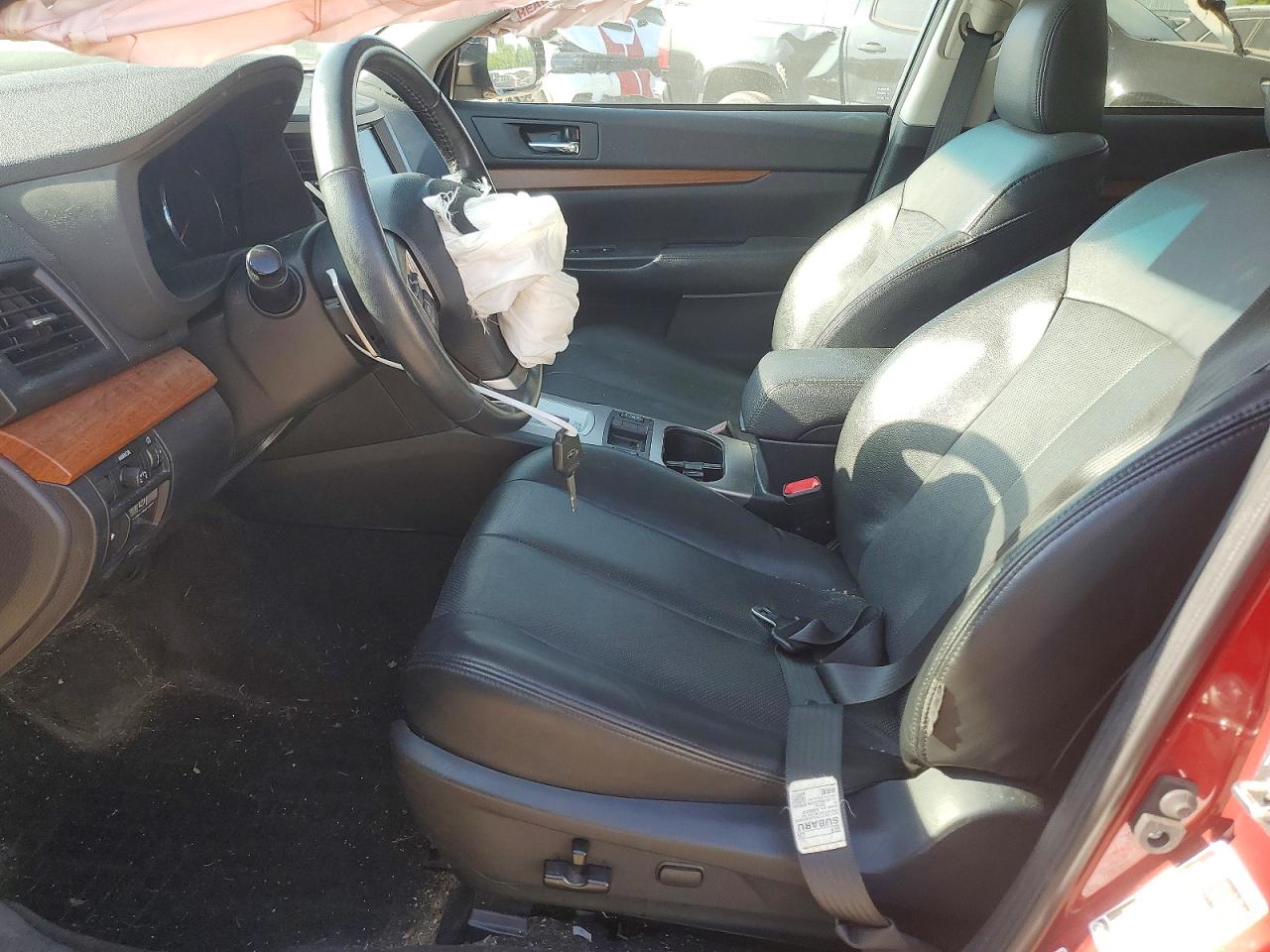 2014 SUBARU OUTBACK