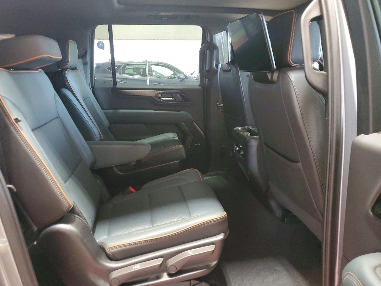 2025 GMC YUKON