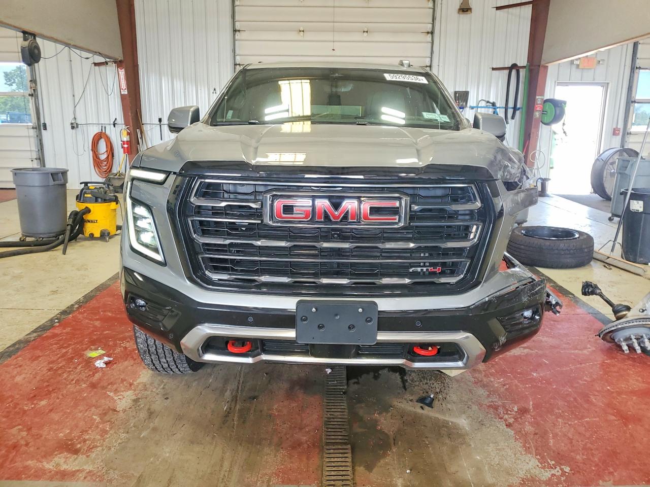 2025 GMC YUKON