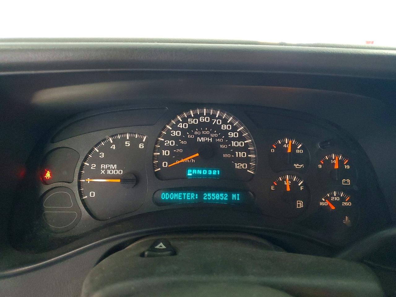 2003 CHEVROLET TAHOE