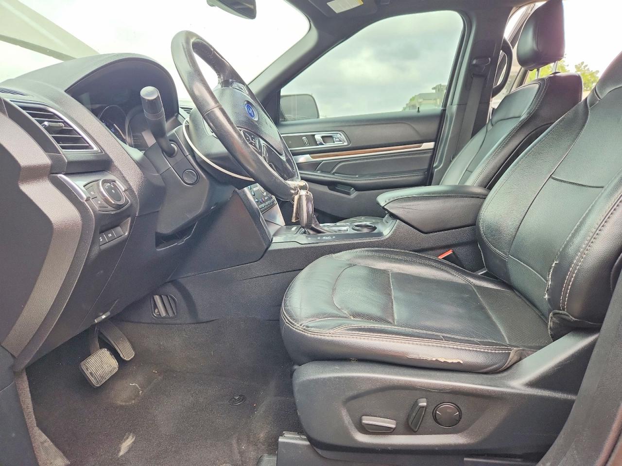 2019 FORD EXPLORER