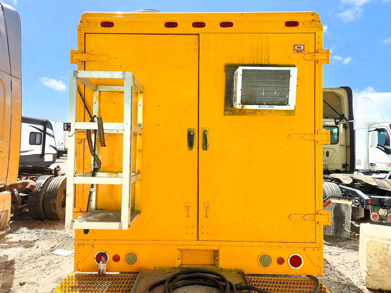 2002 FREIGHTLINER ALL OTHER