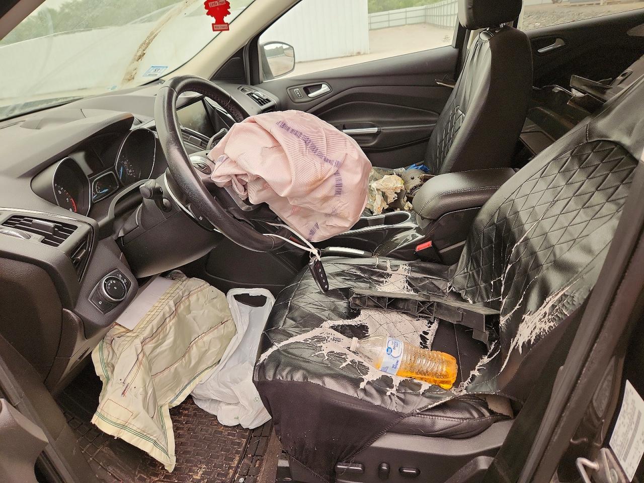 2015 FORD ESCAPE