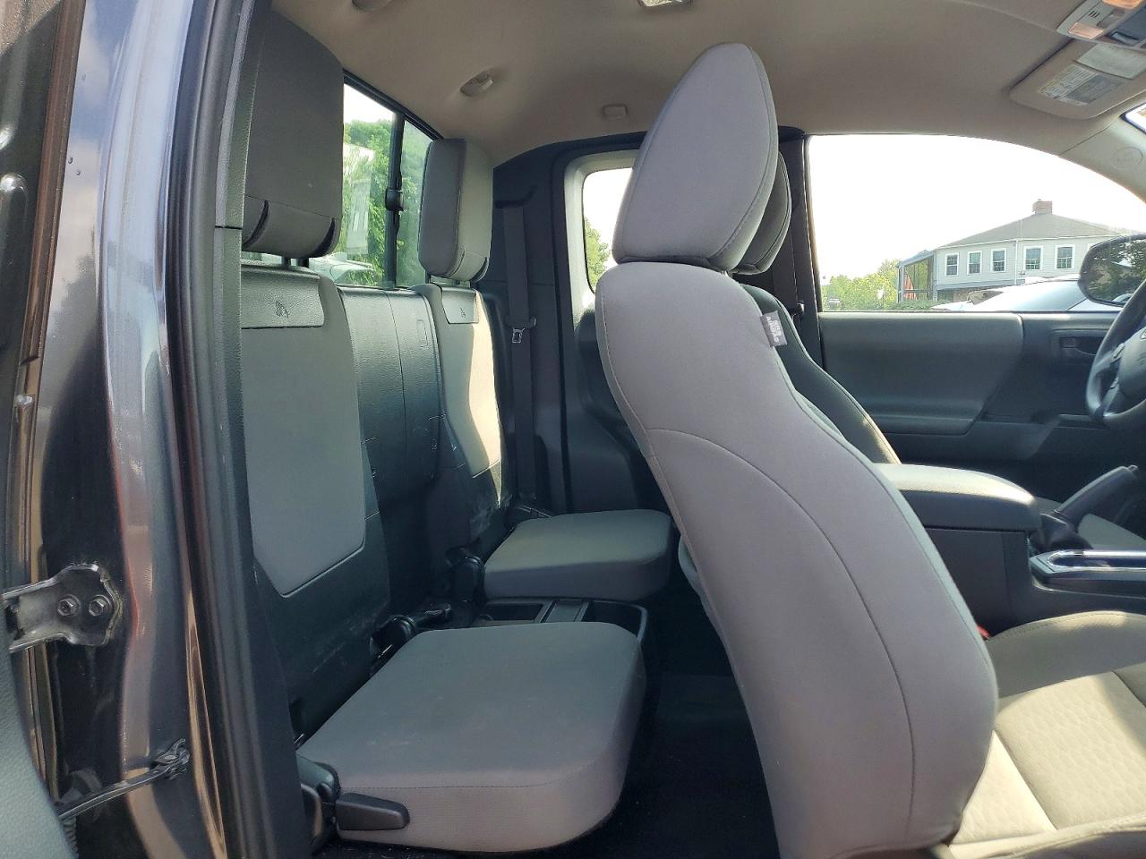 2018 TOYOTA TACOMA SR