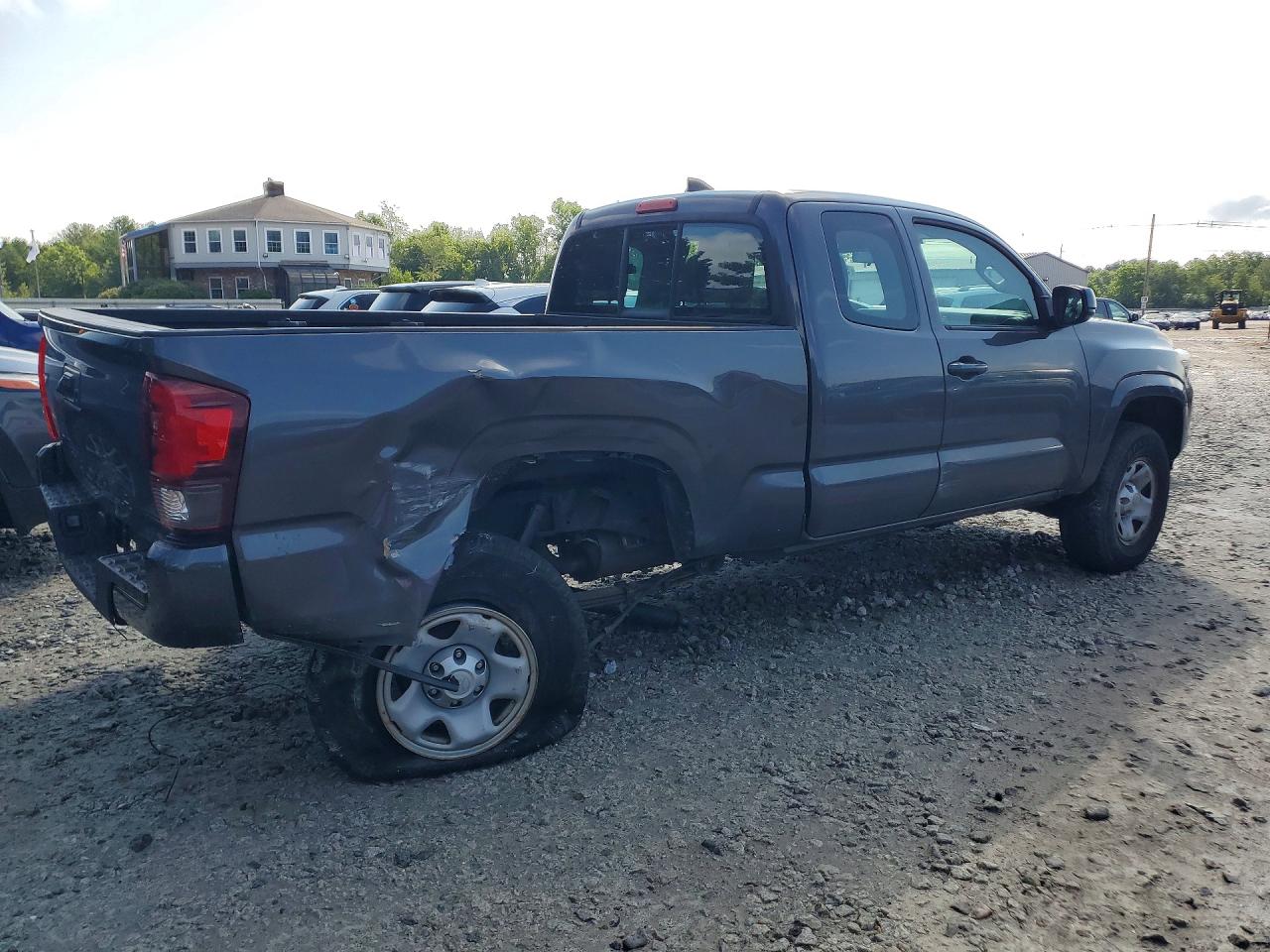 2018 TOYOTA TACOMA SR